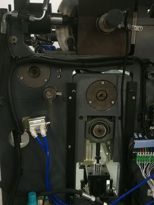 Macchina per la laminazione del cartone ondulato con tensione di 380 V e potenza di generatori di 3 kW